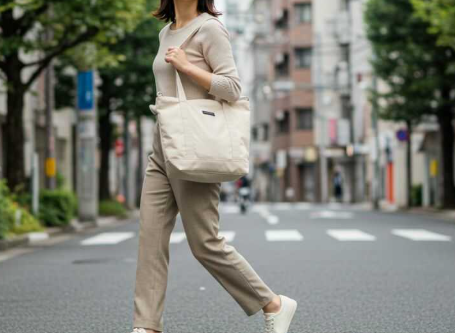 夏の通勤スタイル女性向け完全ガイド【2025年最新版｜